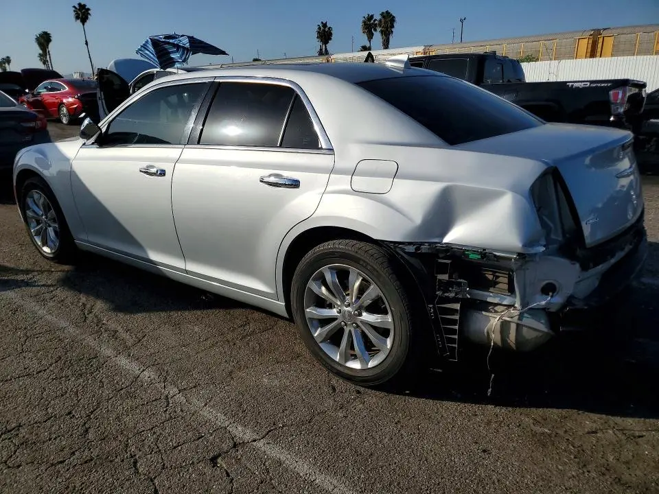 2020 CHRYSLER 300 LIMITED  