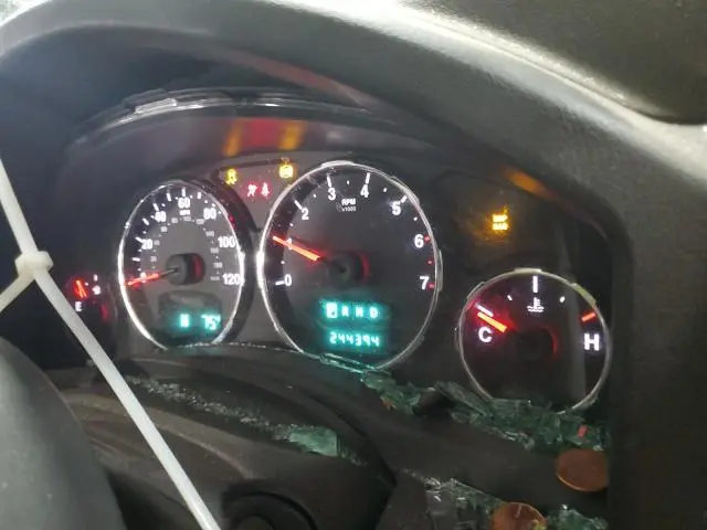 2010 JEEP LIBERTY SPORT  