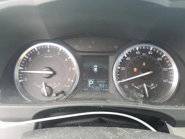 2016 TOYOTA HIGHLANDER LE  