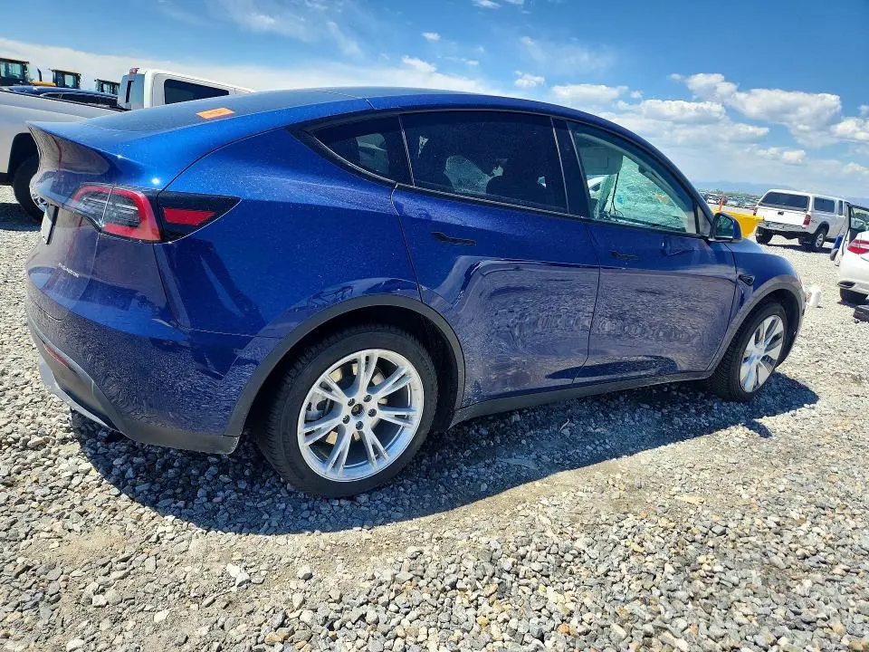 2024 TESLA MODEL Y   
