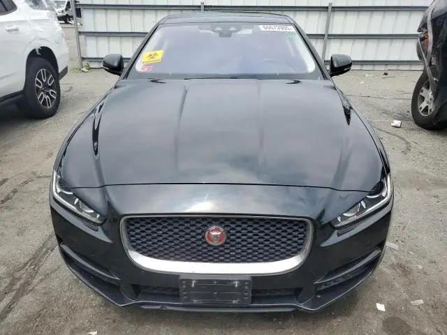 2017 JAGUAR XE PREMIUM  