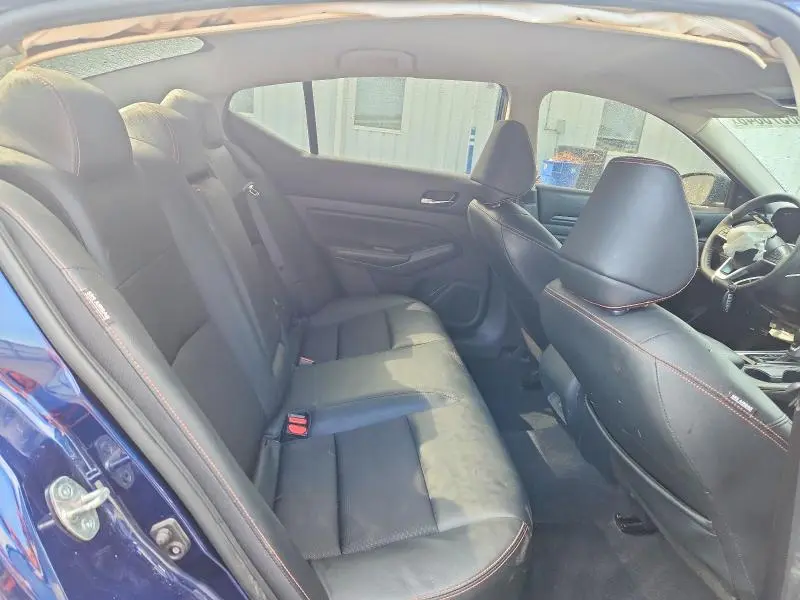 2022 NISSAN ALTIMA SR  