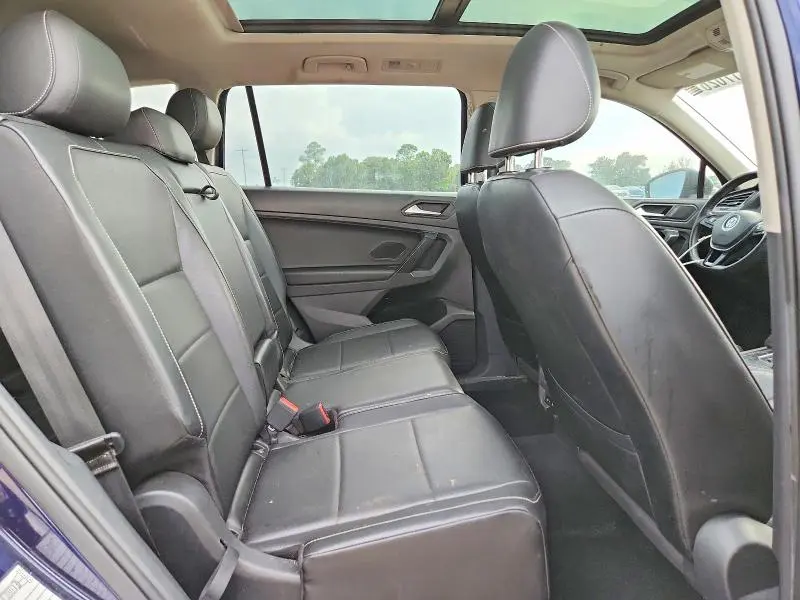 2021 VOLKSWAGEN TIGUAN SE  