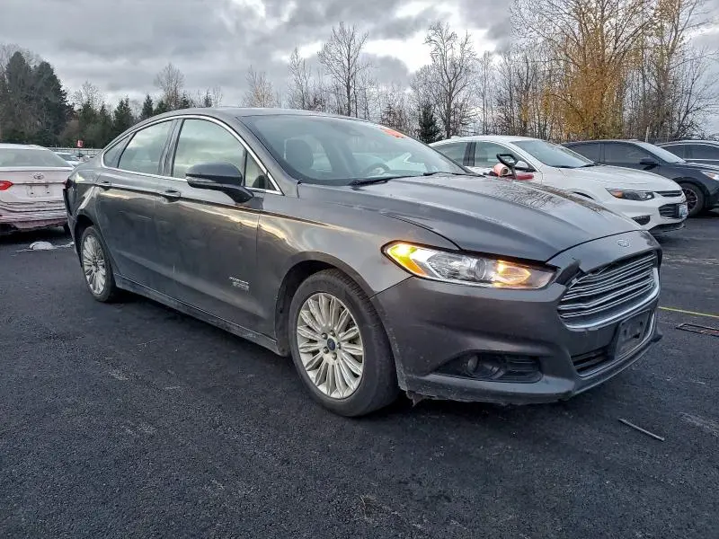 2016 FORD FUSION SE PHEV  