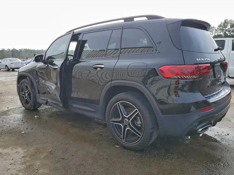 2023 MERCEDES-BENZ GLB 250  