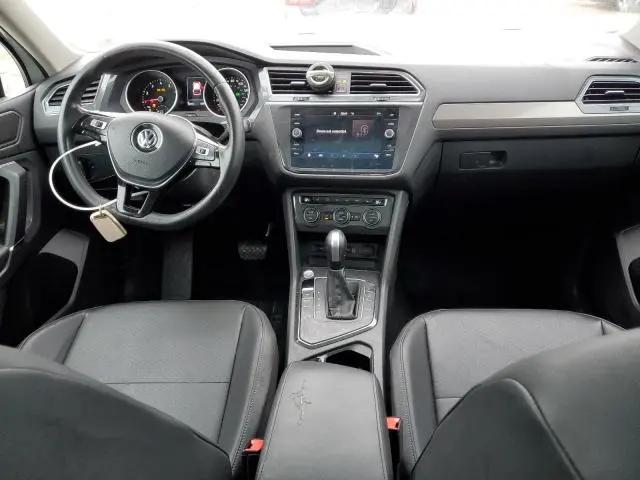 2020 VOLKSWAGEN TIGUAN SE  