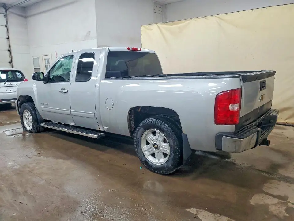 2010 CHEVROLET SILVERADO K1500 LT  