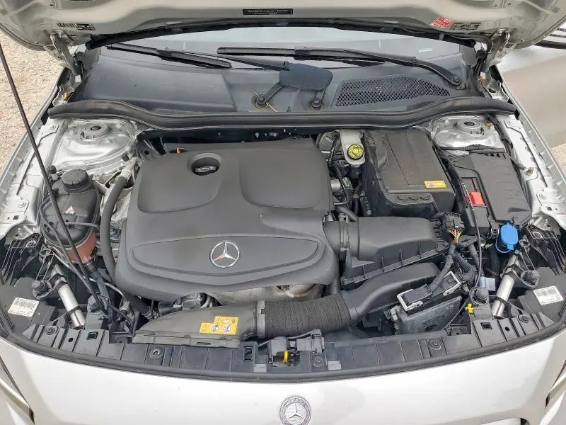 2015 MERCEDES-BENZ GLA 250 4MATIC  