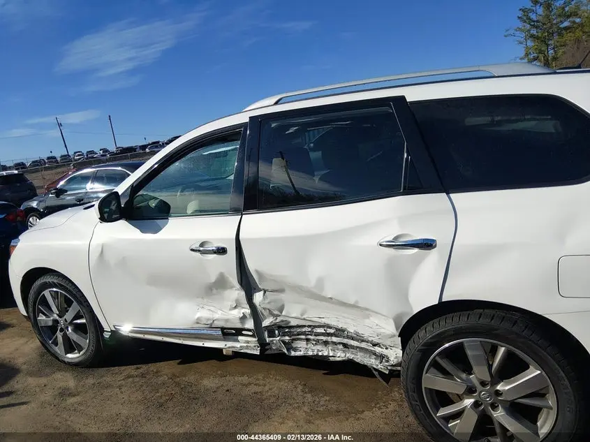 2014 NISSAN PATHFINDER PLATINUM