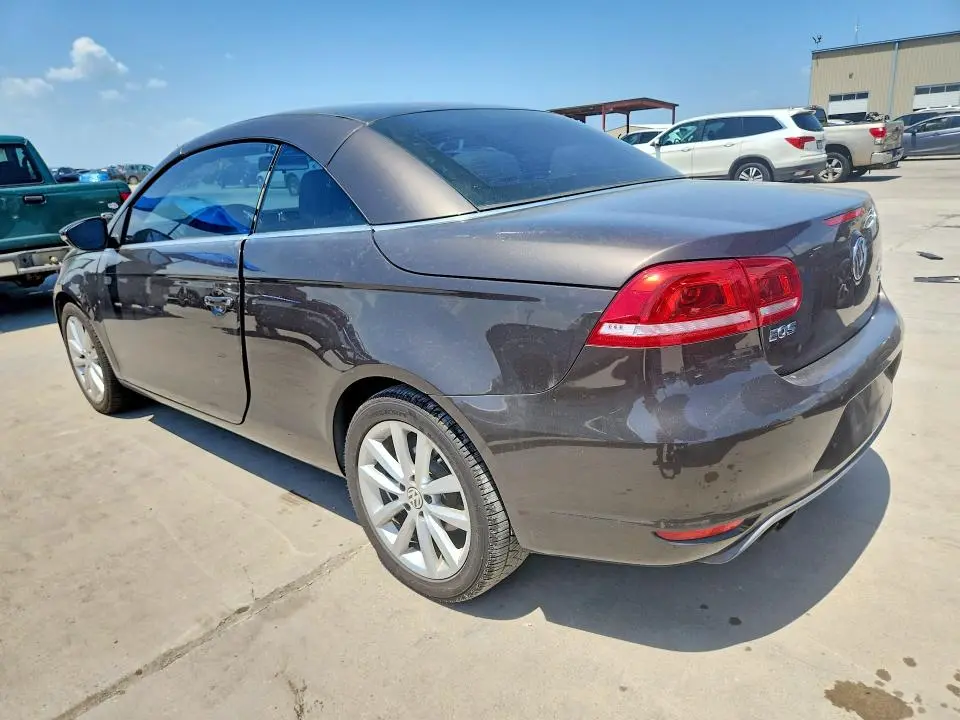 2015 VOLKSWAGEN EOS KOMFORT  