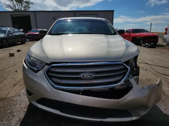 2018 FORD TAURUS SE  