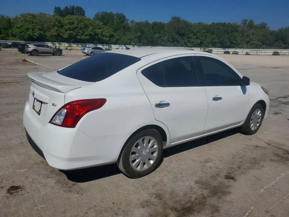 2017 NISSAN VERSA 1.6 SV  