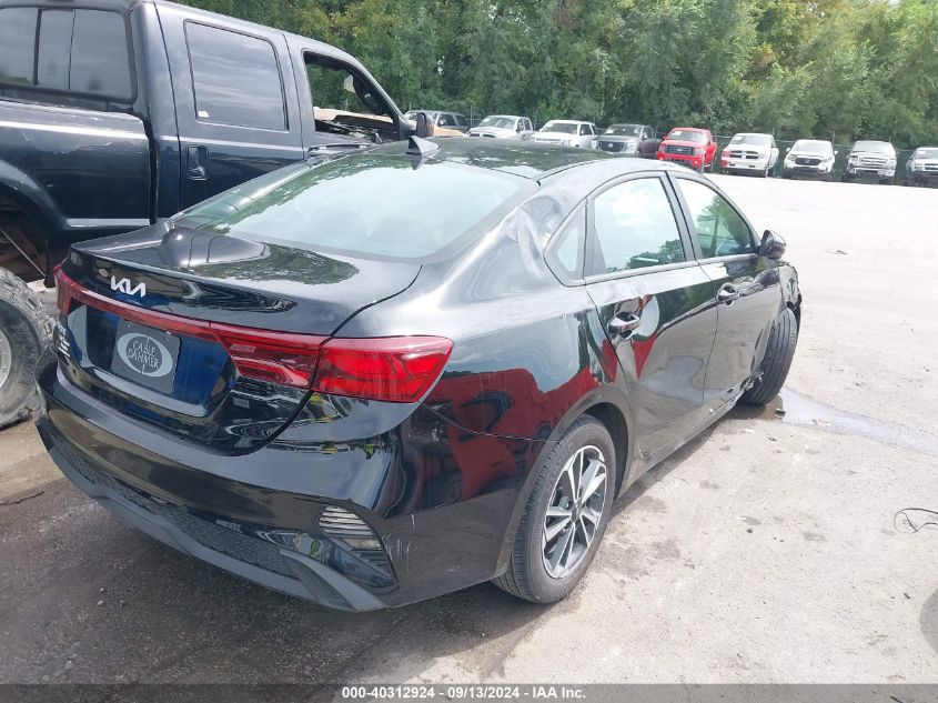 2023 KIA FORTE LXS