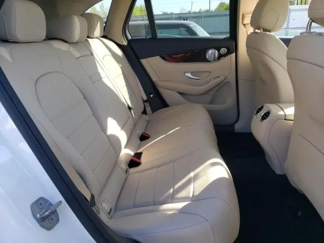 2016 MERCEDES-BENZ GLC 300 4MATIC  