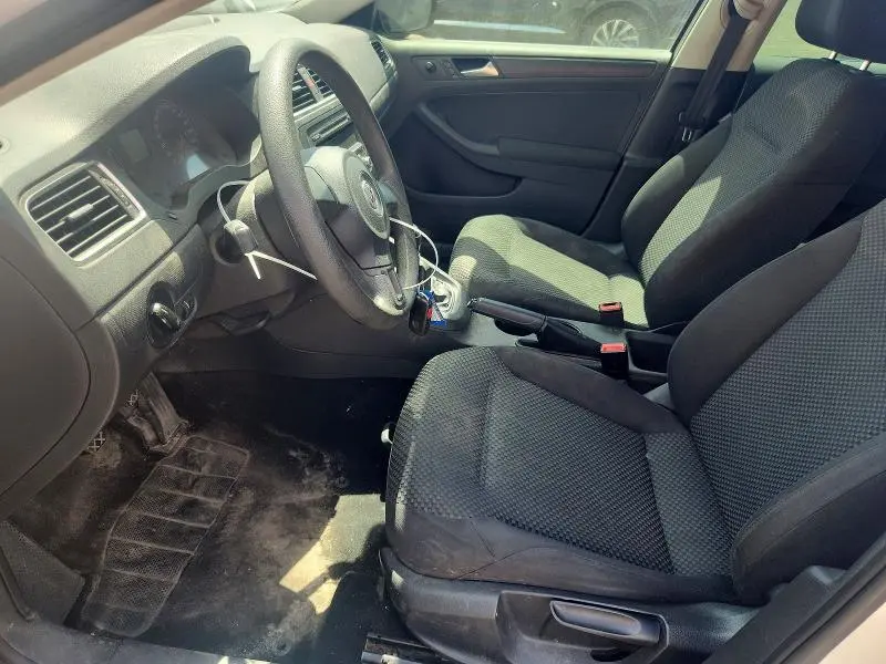 2012 VOLKSWAGEN JETTA BASE  