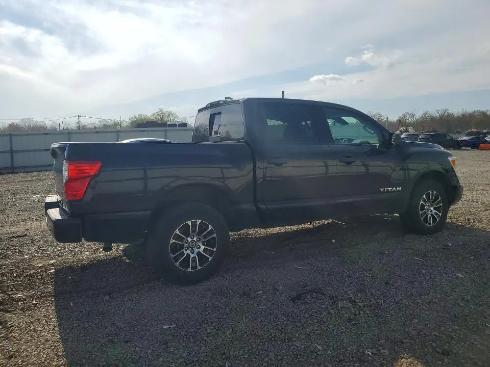 2022 NISSAN TITAN S  