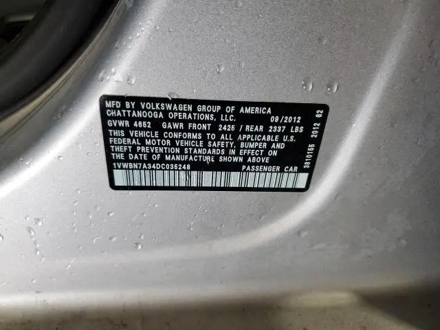 2013 VOLKSWAGEN PASSAT SE  