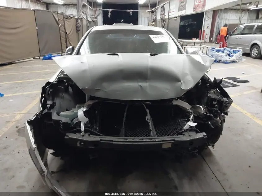 2013 HYUNDAI GENESIS 3.8 TRACK