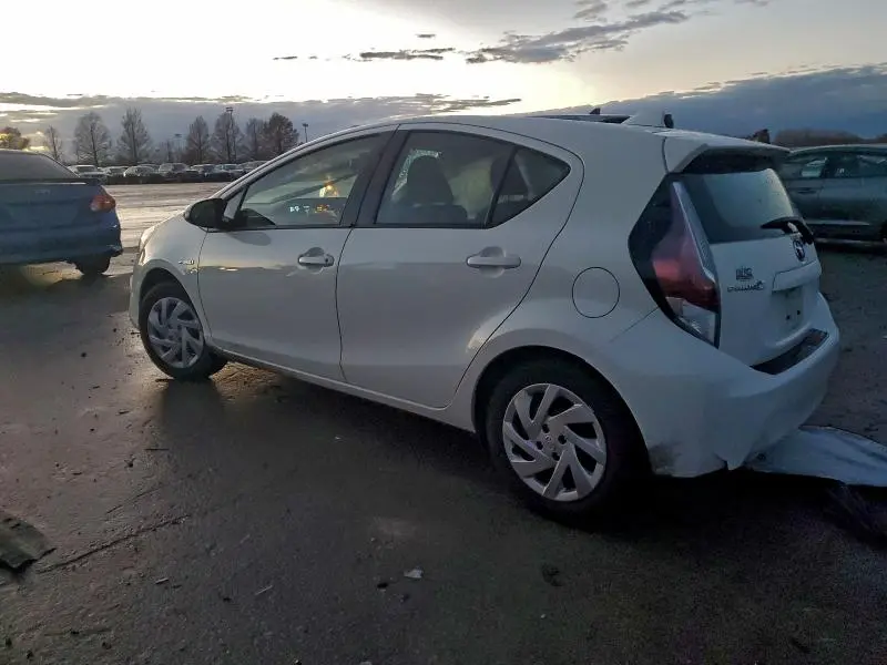 2015 TOYOTA PRIUS C   