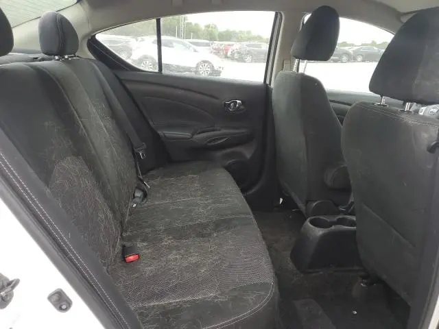 2018 NISSAN VERSA S  