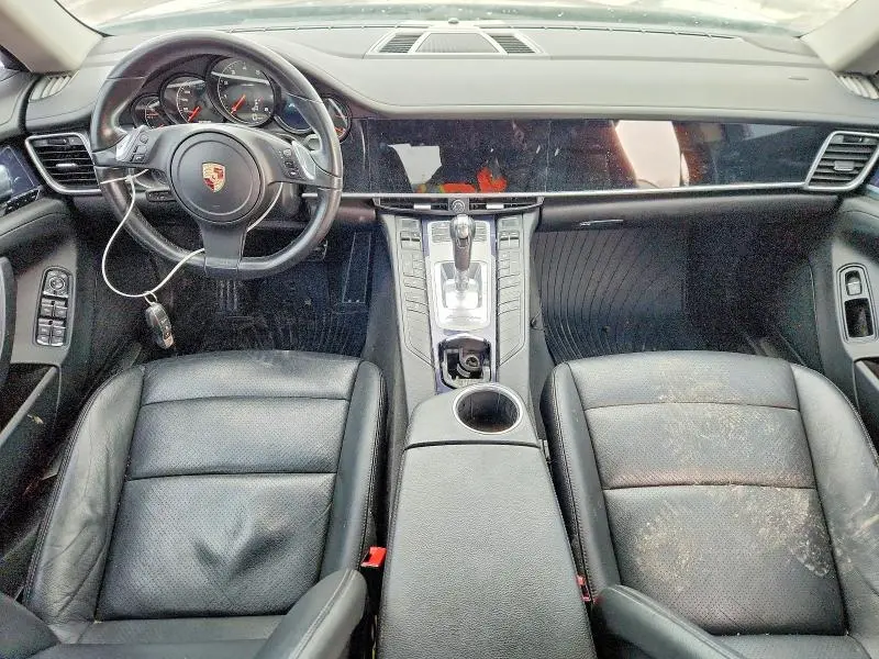 2011 PORSCHE PANAMERA 2  