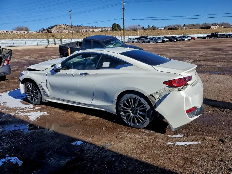 2017 INFINITI Q60 RED SPORT 400  