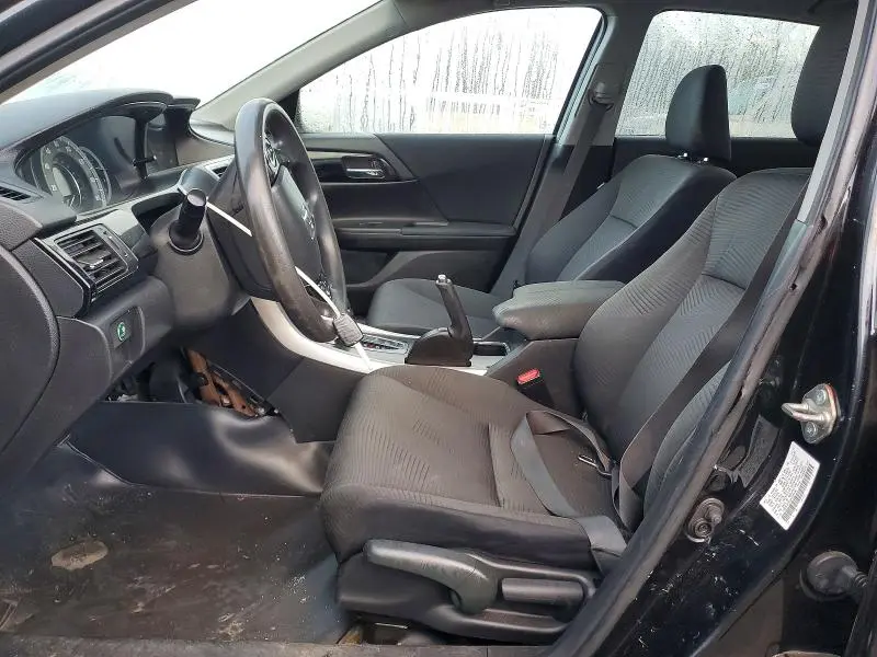 2017 HONDA ACCORD LX  