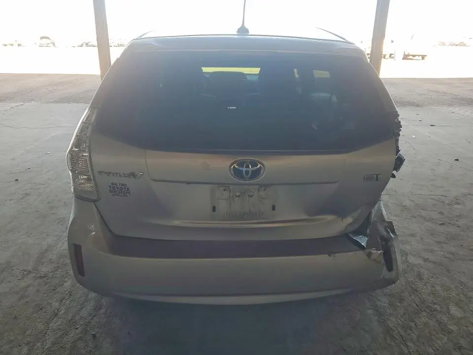 2014 TOYOTA PRIUS V THREE  
