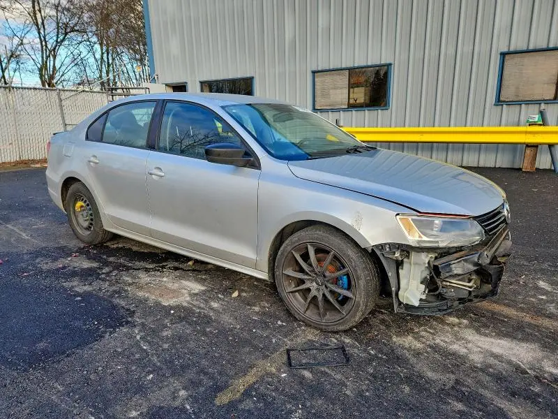 2011 VOLKSWAGEN JETTA BASE  