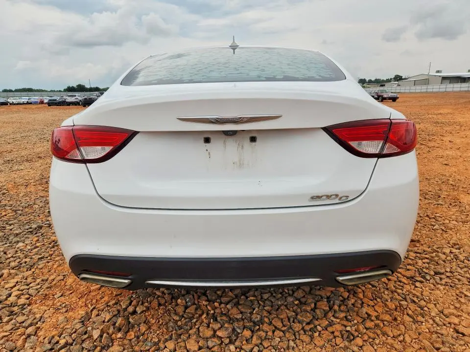 2015 CHRYSLER 200 C  