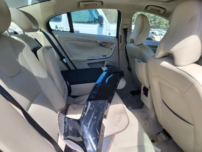 2015 VOLVO S60 PREMIER  