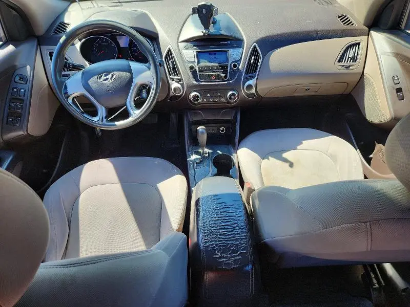 2011 HYUNDAI TUCSON GL  