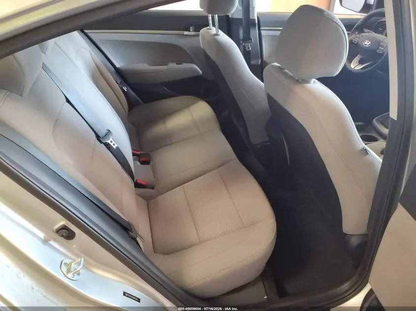 2020 HYUNDAI ELANTRA SE