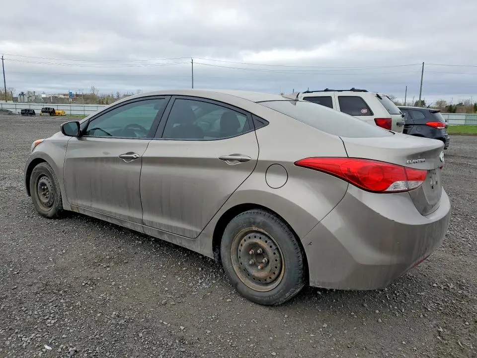 2013 HYUNDAI ELANTRA GLS  