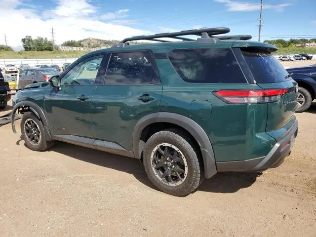2023 NISSAN PATHFINDER SV  