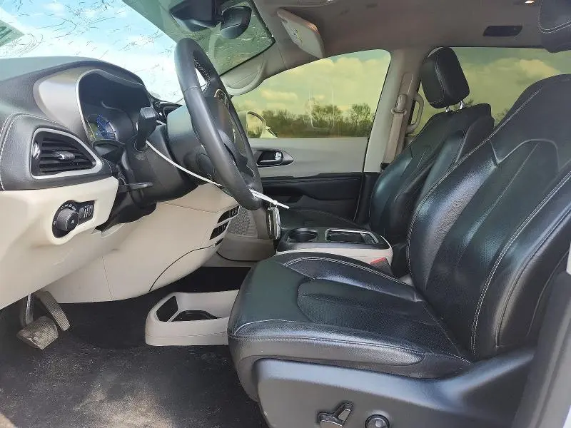 2022 CHRYSLER PACIFICA HYBRID TOURING L  