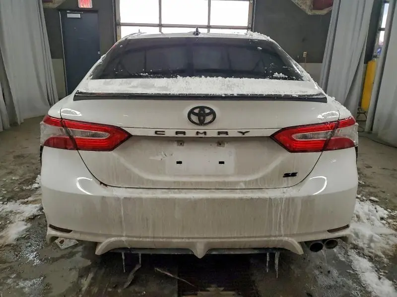 2020 TOYOTA CAMRY SE NIGHTSHADE  
