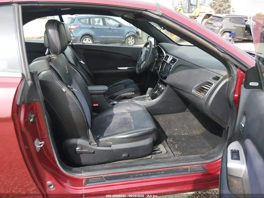 2013 CHRYSLER 200 S