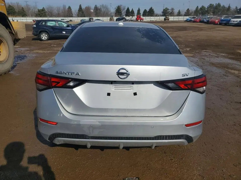 2020 NISSAN SENTRA SV  