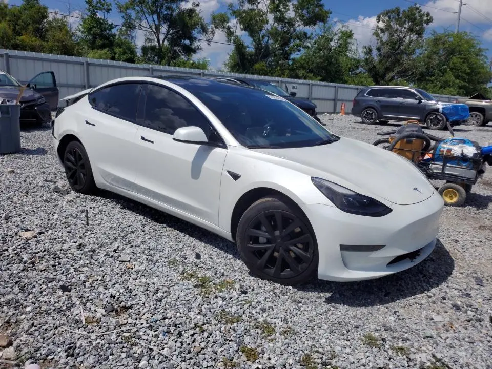 2023 TESLA MODEL 3   