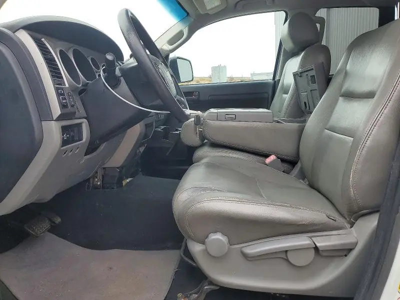 2013 TOYOTA TUNDRA DOUBLE CAB SR5  