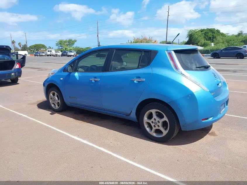 2011 NISSAN LEAF SL