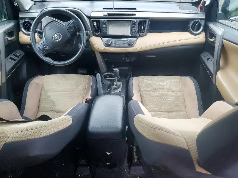 2017 TOYOTA RAV4 XLE  