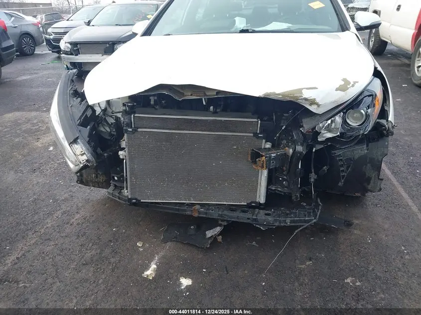 2019 HYUNDAI SONATA SPORT