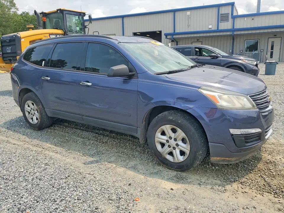 2014 CHEVROLET TRAVERSE LS  