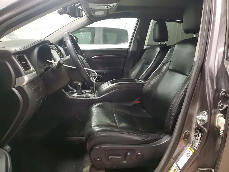 2016 TOYOTA HIGHLANDER LIMITED  