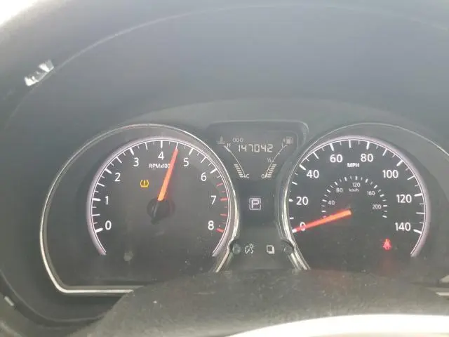 2013 NISSAN VERSA S  