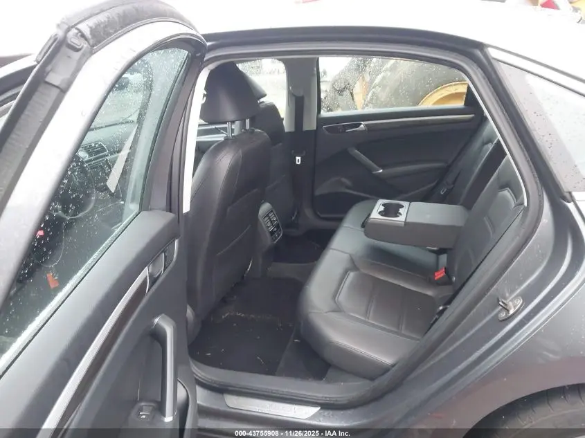 2016 VOLKSWAGEN PASSAT 1.8T SE