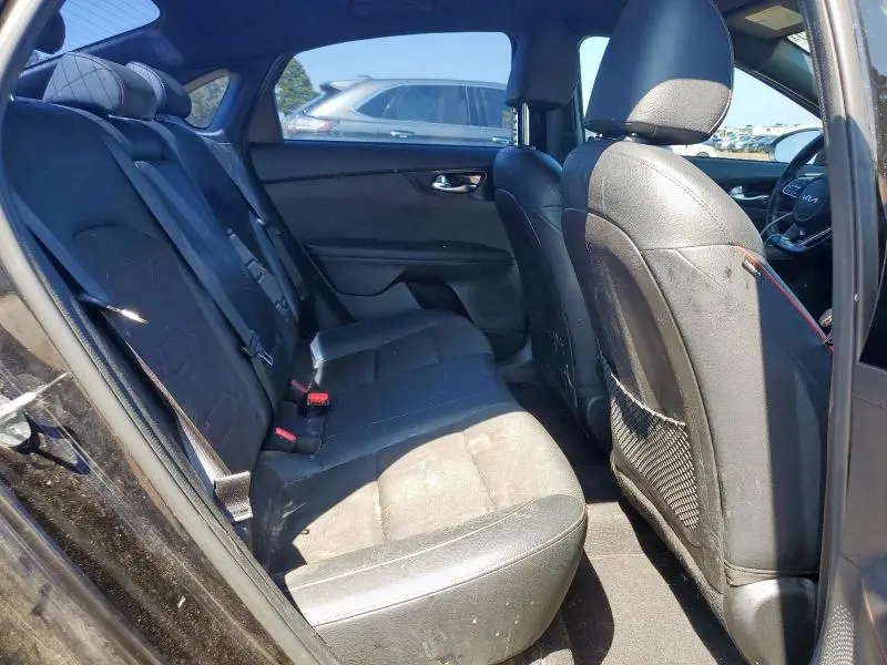 2022 KIA FORTE GT  