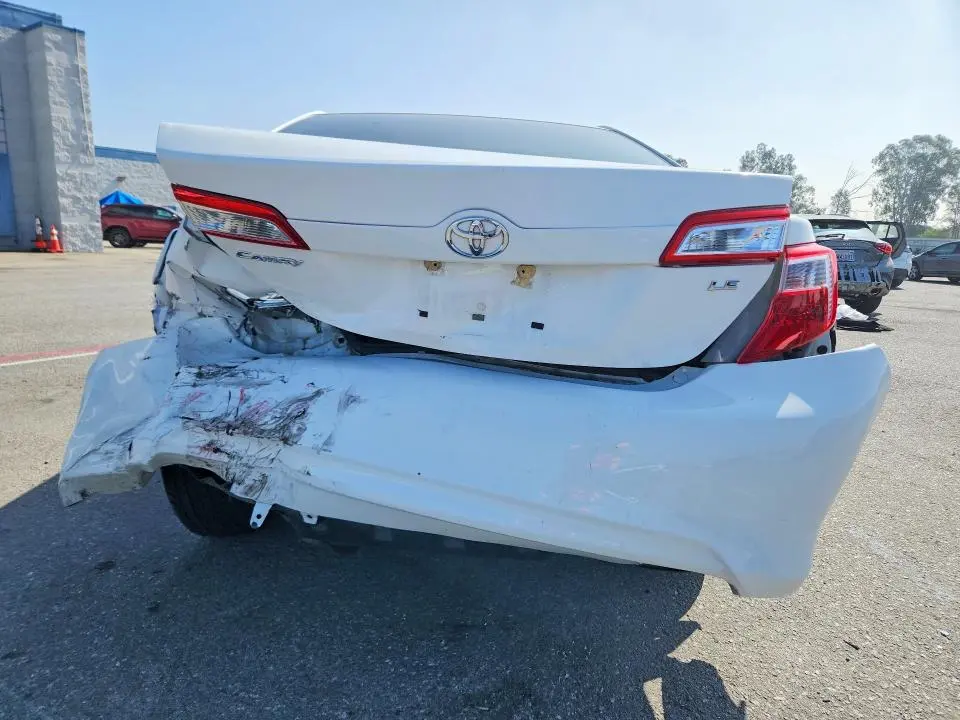 2012 TOYOTA CAMRY LE  